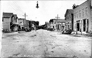 Probably a postcard sent by Grace Kilgore Aldrich who lived in Black Earth.